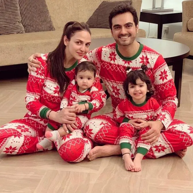 Hema Malini's Daughter, Esha Deol Separated From Bharat Takhtani? Netizen  Says 'Your Parents' Karma'