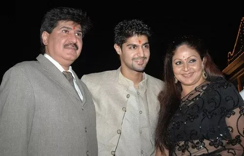 Tanuj Virwani Opens Up About His Parents, Rati Agnihotri And Anil Virwani's  Divorce, 'Uss Time Pe..'