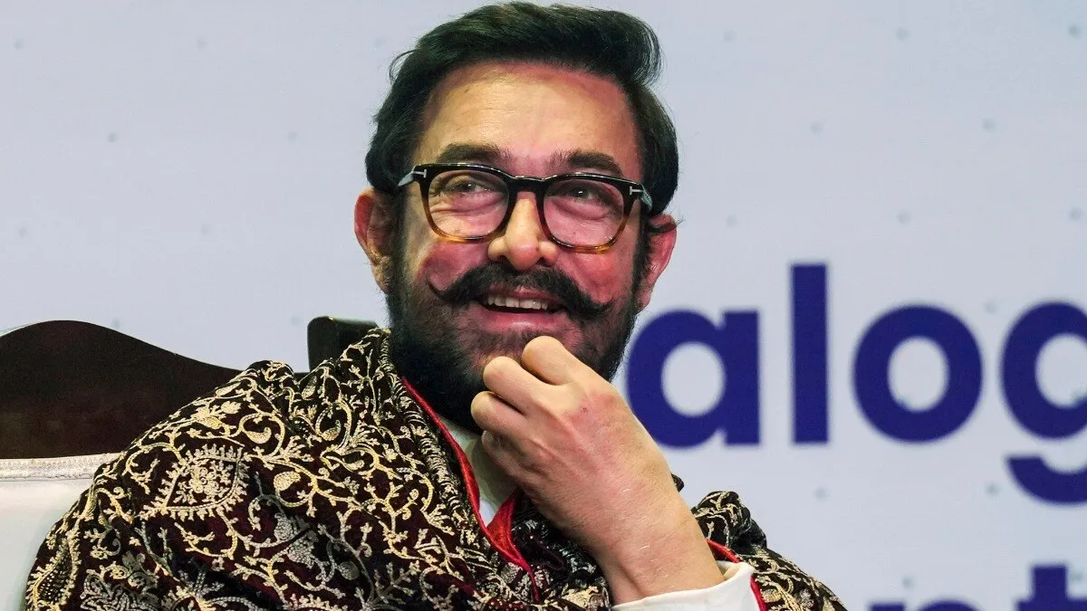 Aamir Khan was nervous during kissing scene, recalls Holi co-actor Kitu  Gidwani - India Today