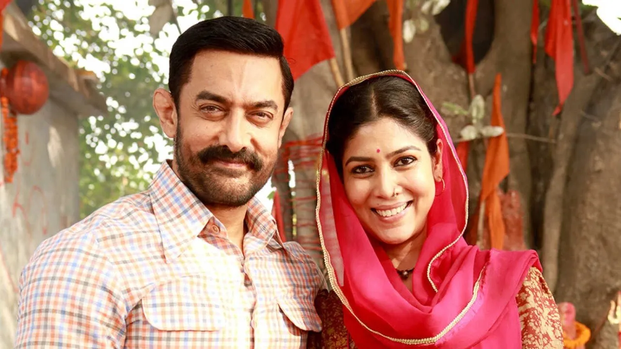 Aamir Khan credits his mother for casting Sakshi Tanwar in Dangal - India  Today