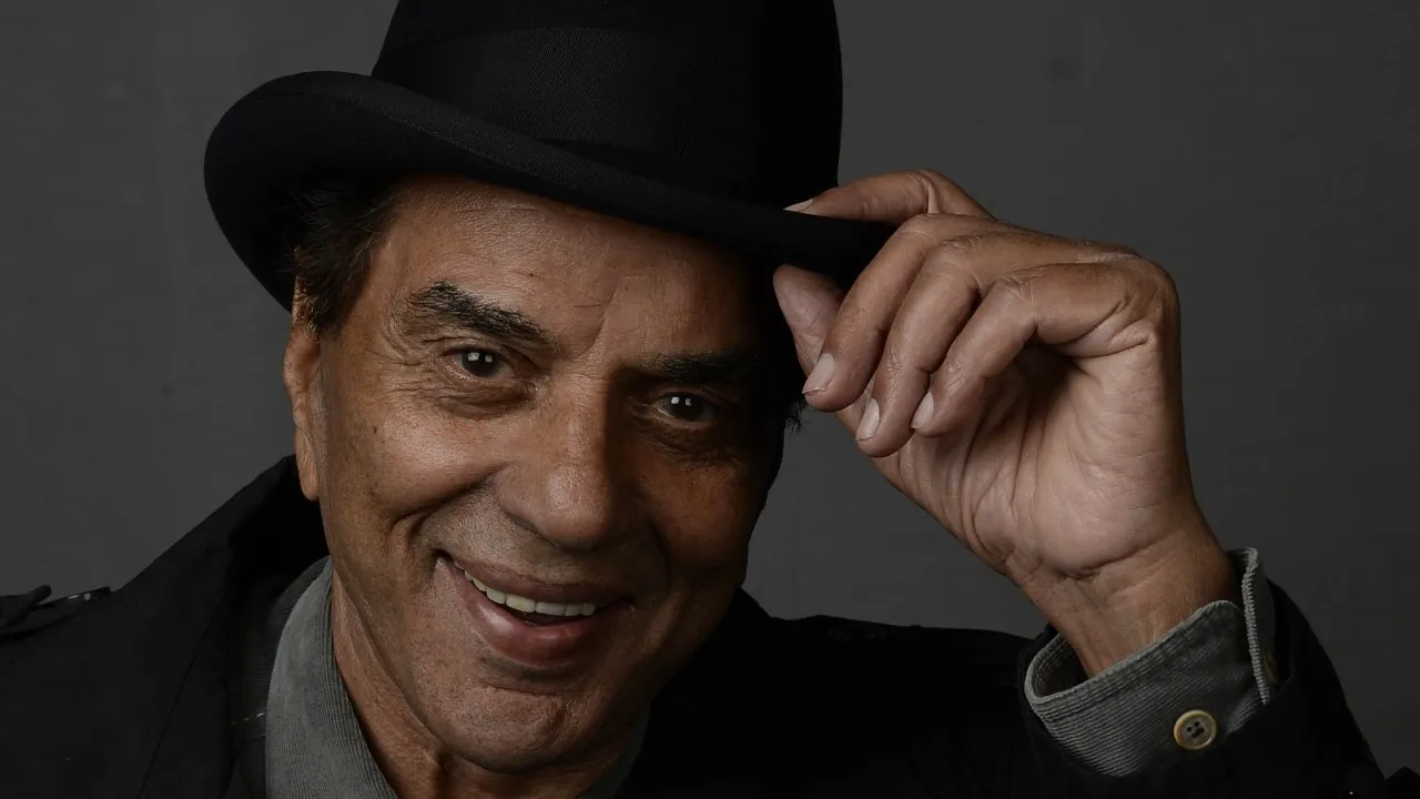 Dharmendra's prayer meet today, family commemorates his life and legacy -  India Today