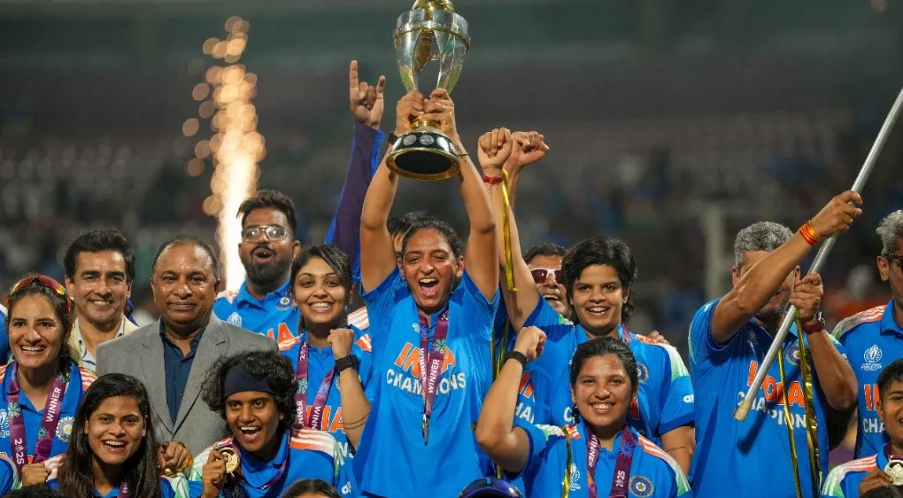 1983 to 2025: Harmanpreet Kaur Emulates Sunil Gavaskar After Winning World  Cup