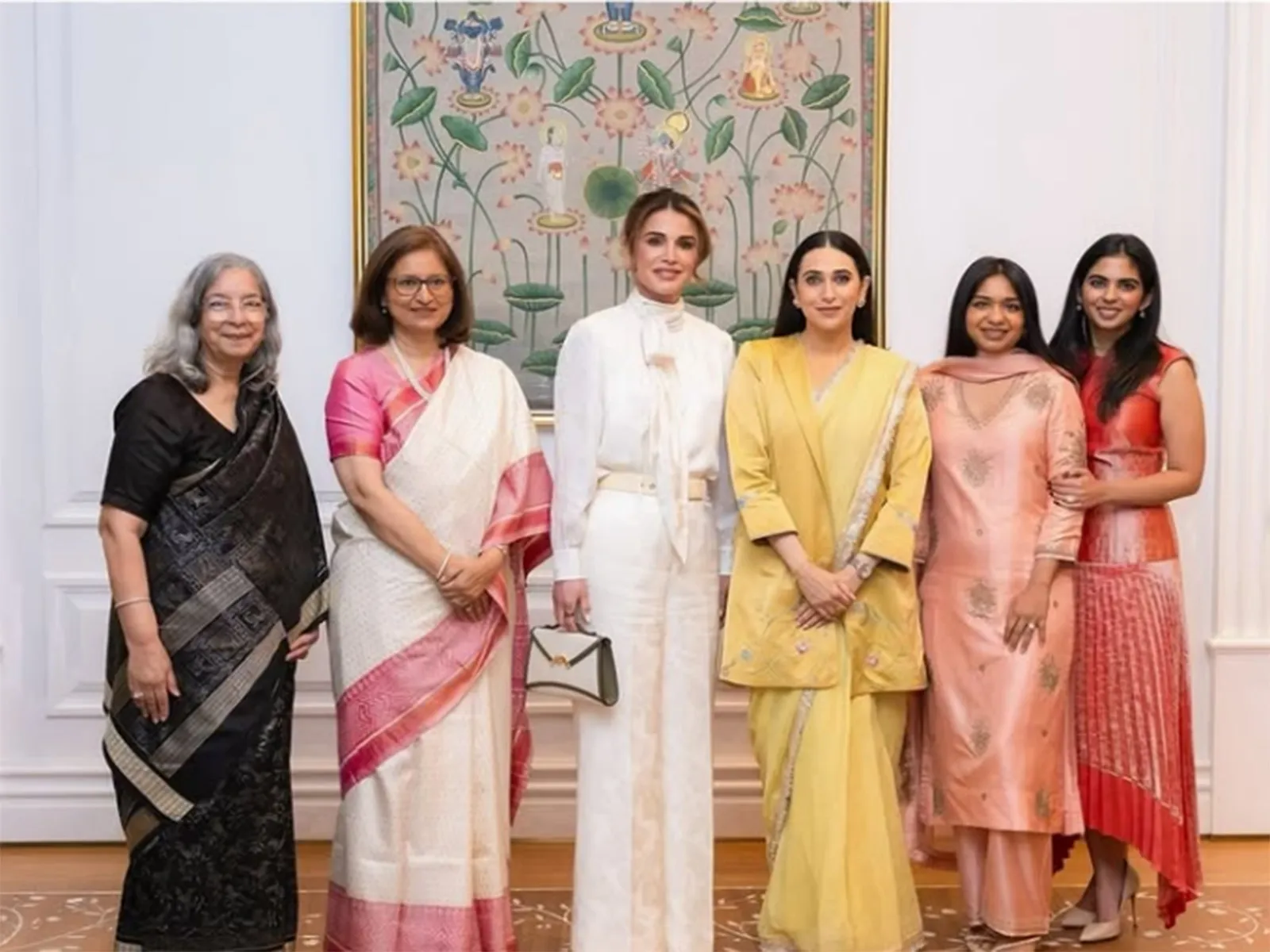 Karisma Kapoor shares pictures with Queen Rania Al Abdullah, Isha Ambani;  calls meeting an " honour and privilege"
