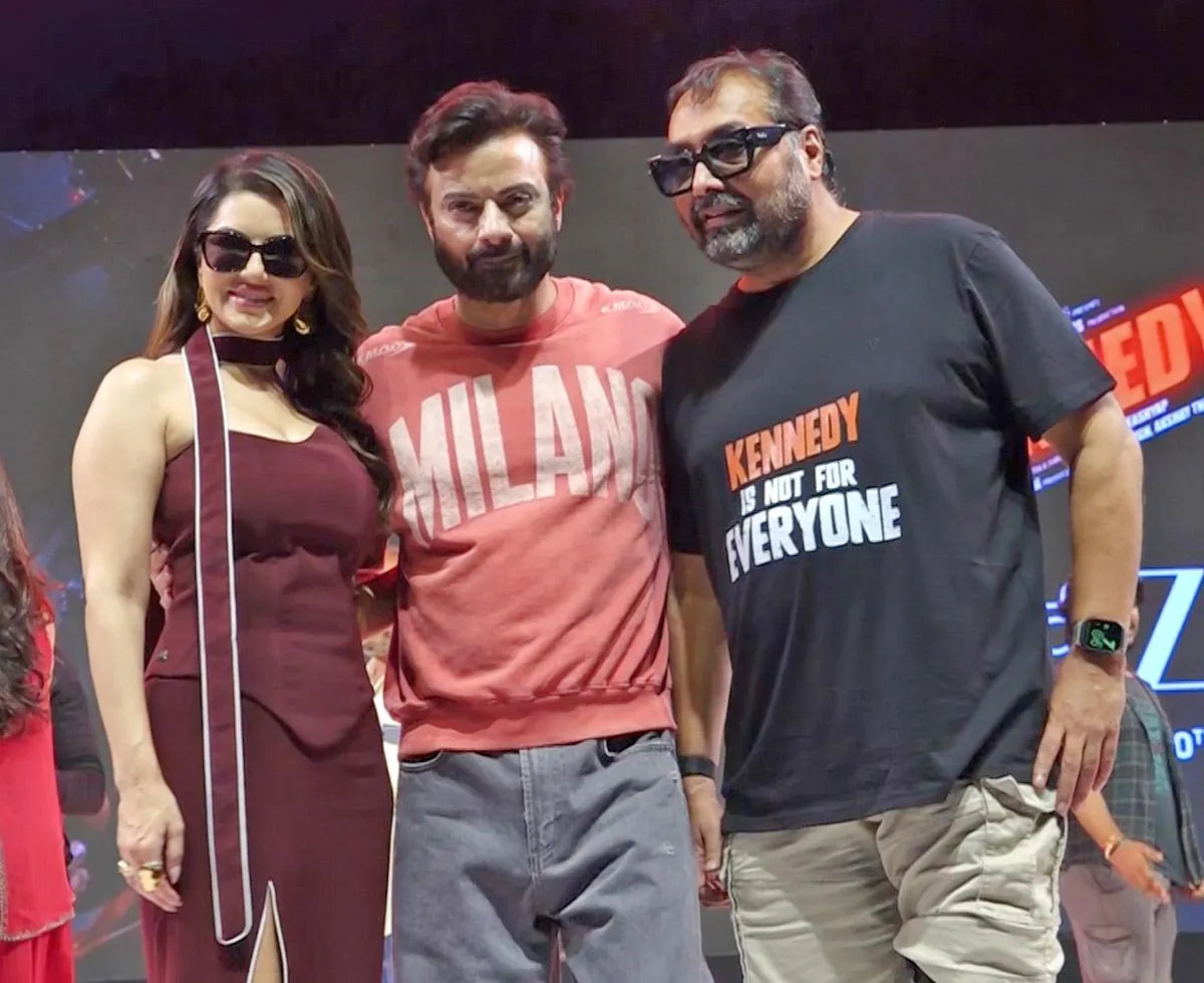 WATCH: Sunny Leone's Manic Laugh in Kennedy - Rediff.com