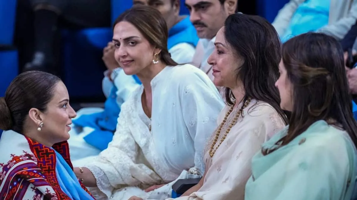 It's Our Personal Matter': Hema Malini On Dharmendra's Separate Prayer Meets  And Rumours Of Rift