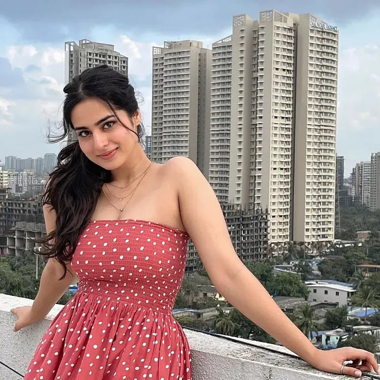 Ayesha Khan On Munawar Faruqui: Wasn't Giving Anyone Any Character  Certificate | Outlook India