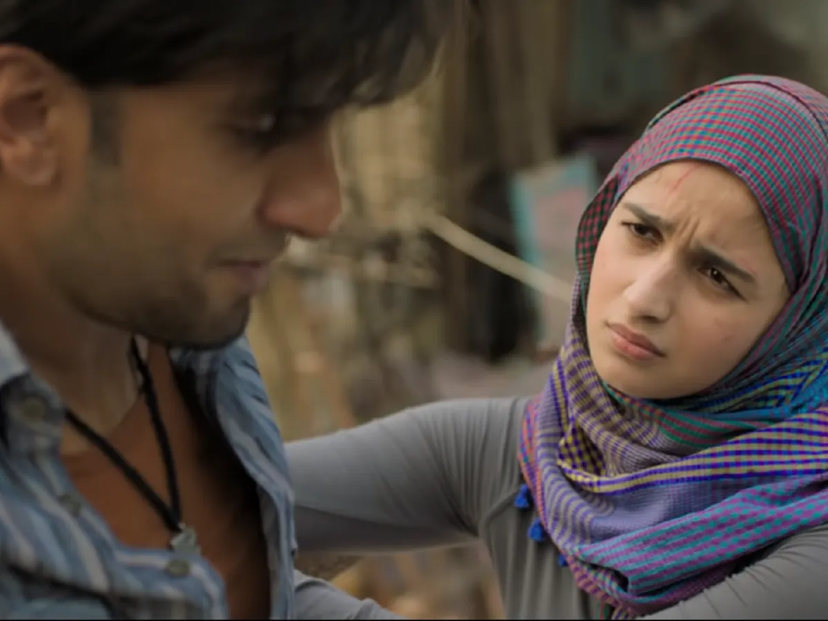 One year of Gully Boy: Alia Bhatt, Ranveer Singh, Siddhant Chaturvedi walk  down the memory lane