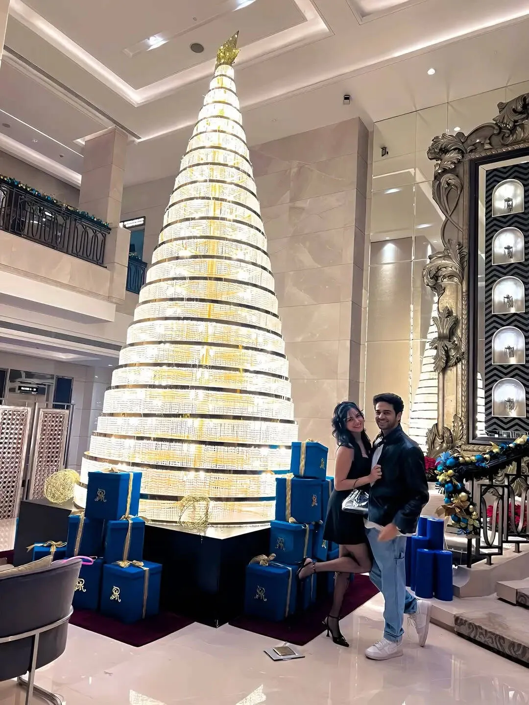 Christmas 2025: गौरव खन्ना और आकांक्षा चमोला ने साथ में मनाया क्रिसमस, डिनर  डेट पर रोमांटिक हुआ कपल&ZeroWidthSpace;