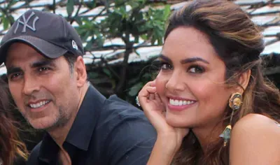 Esha Gupta says really want to do romantic film with Akshay Gupta - India  TV Hindi