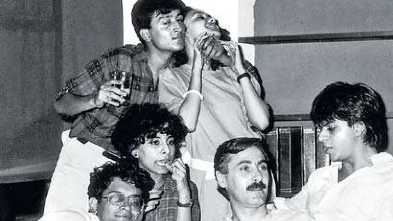 Barry John is a great teacher, says Shah Rukh Khan
