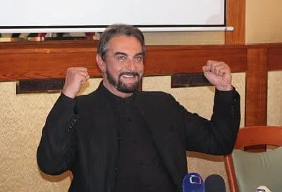 Actor Kabir Bedi on Sandokan, type-casting and 'inner joy' of living in  India | Radio Prague International