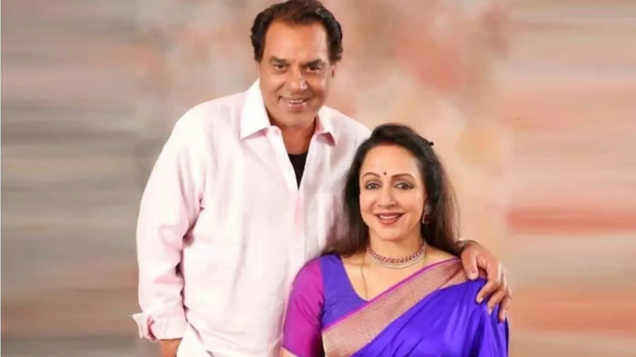 Hema Malini talks about husband Dharmendra's final days in hospital, says  'to personally see him sink was very difficult'