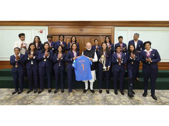 PM Modi meets India's World Cup-winning women's cricket team; hails their 'inspiring' victory - The Economic Times