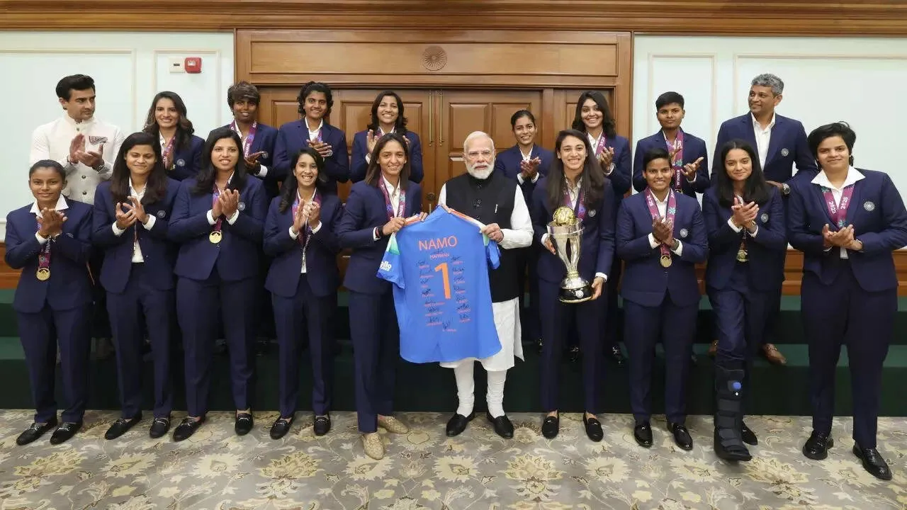 Namo No. 1! Victorious Team India presents PM Modi with a special jersey -  watch | Cricket News - The Times of India