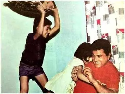 Throwback Thursday: THIS photo of Sunny Deol, his sister and father  Dharmendra will make you remember your childhood | Hindi Movie News - Times  of India