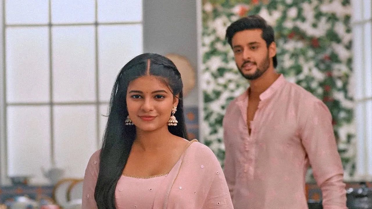 Saru | Ved is in awe of Saru's new look.