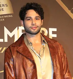 सिद्धांत चतुवेर्दी - विकिवांड