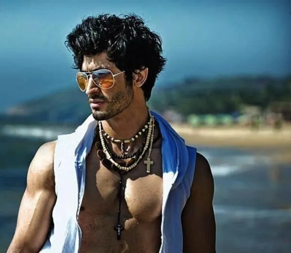 Vidyut Jamwal: Commando 2 is better and bigger! - Bollywood News & Gossip,  Movie Reviews, Trailers &