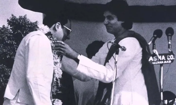 Amitabh Bachchan, Rajiv Gandhi and a tLegendary actor Amitabh Bachchan fitness at 83
