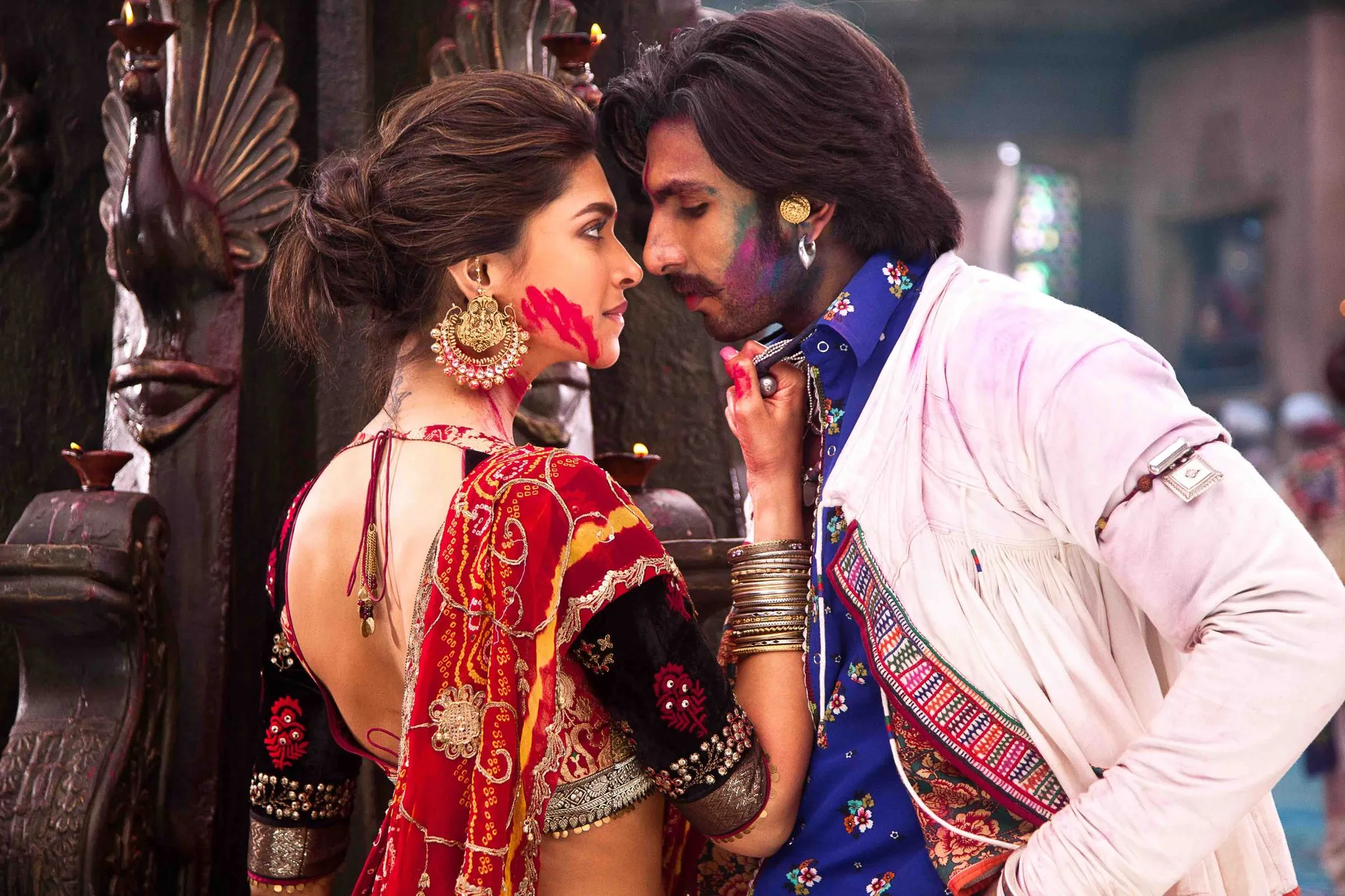 Goliyon Ki Raasleela Ram-Leela (2013) &ndash; High Energy and Brightly Coloured  Shakespeare in Bhansali's Gujarat &ndash; The Little Corner