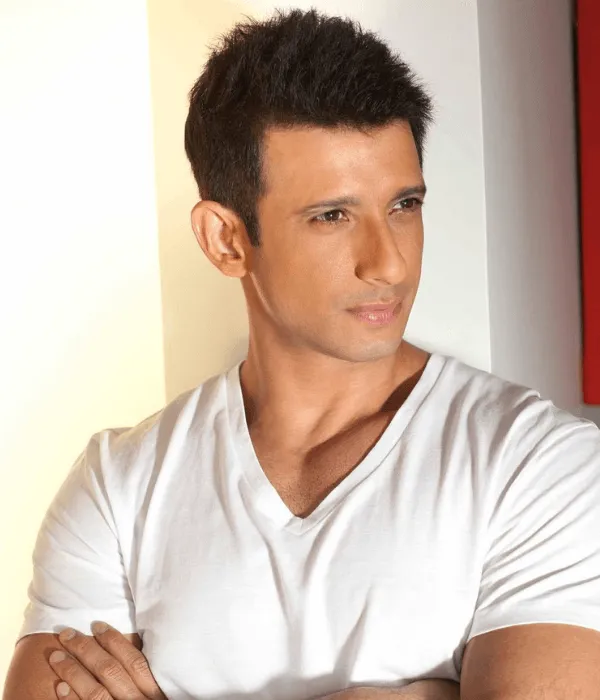 Book Sharman Joshi Online - Artist & Celebrity Management Company