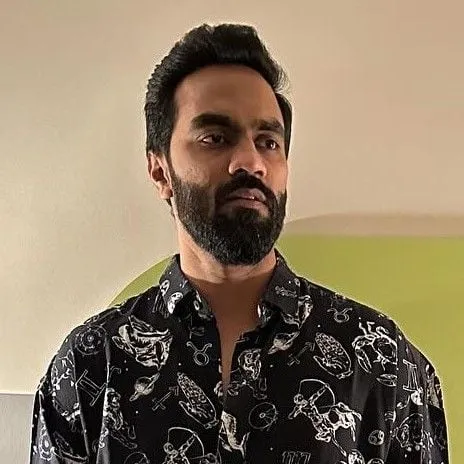 Pranit More Height, Family, Biography