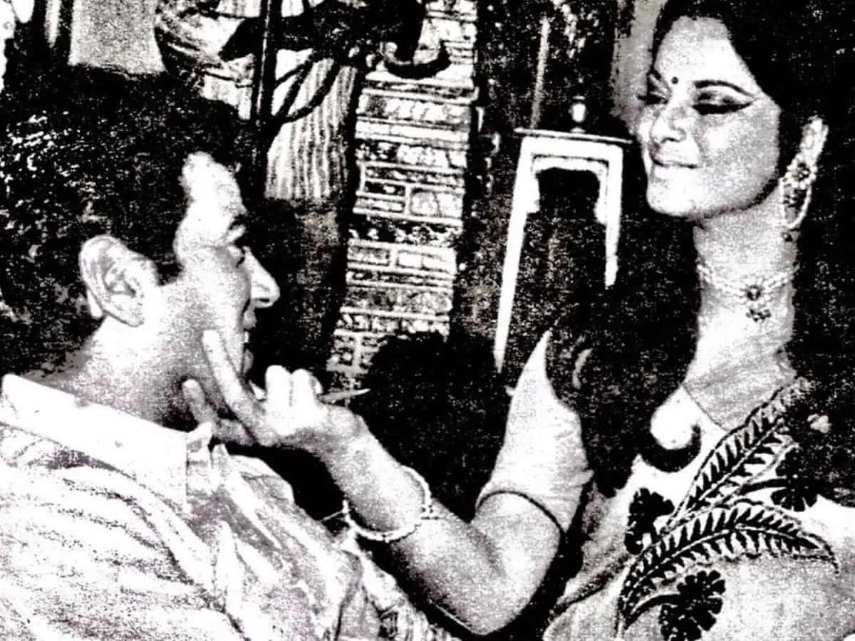 Dharmendra calls Rekha 'laadli' of their family