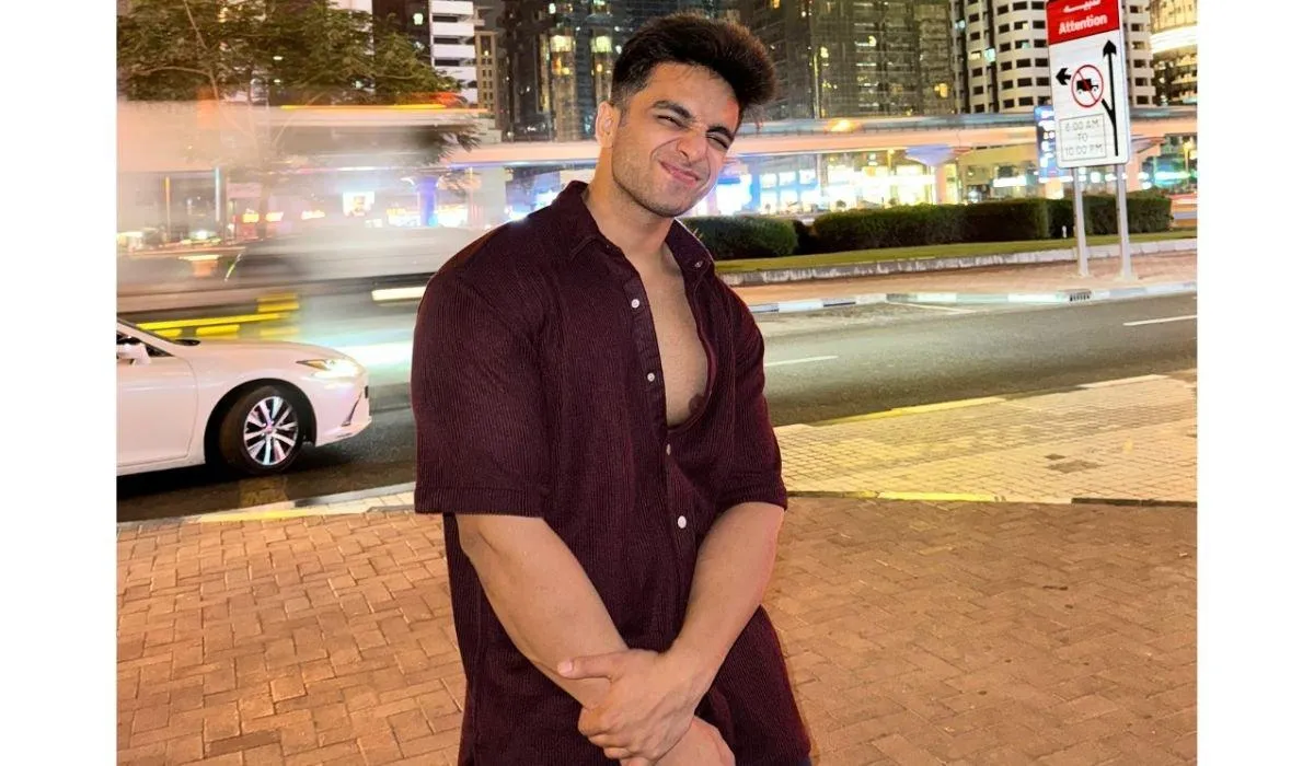 Aarush Bhola 