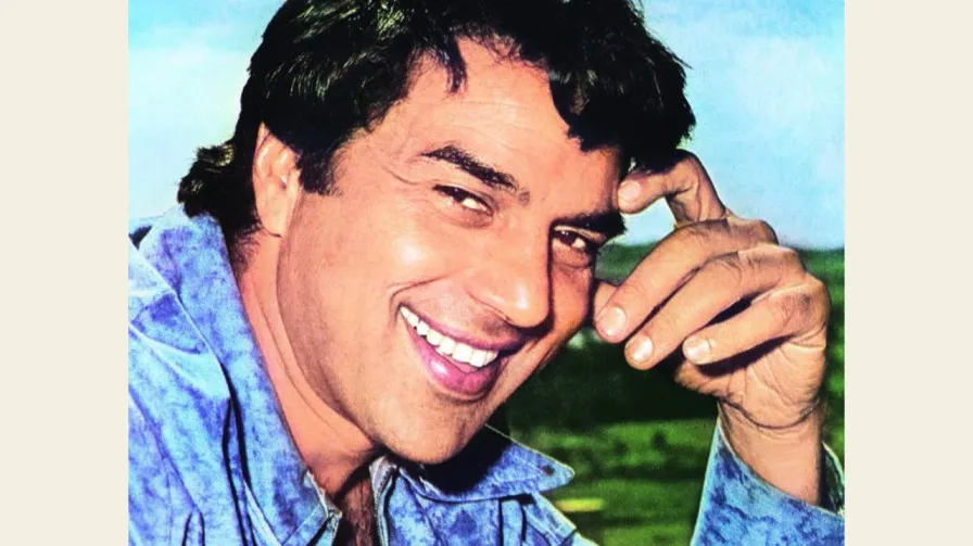Veteran Actor Dharmendra Passes Away at 89, Marking the End of an Era in  Bollywood - SRC News