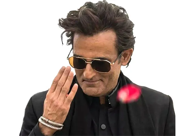 Dhurandhar star Akshaye Khanna in a throwback interview, &ldquo;I see no point in  talking about myself unnecessarily. I'm not a high-profile person&rdquo; :  Bollywood News - Bollywood Hungama