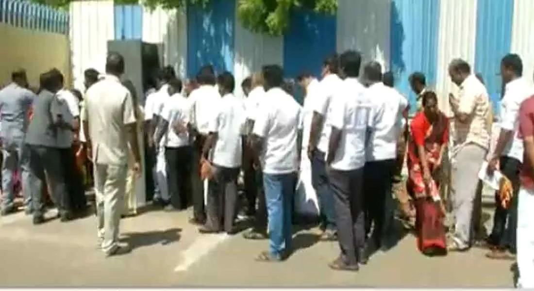  The AIADMK executive who came with a gun 