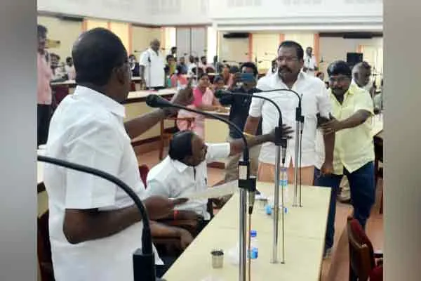 erode municipal corporation dmk versus admk related controversy 