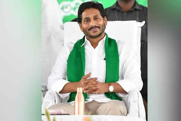 andhra cm jagan mohan talks about chandrababu naidu and ntr 