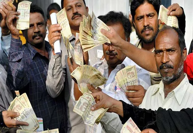 MONEY DEMONETIZATION PM NARENDRA MODI ANNOUNCED BUT FAKE MONEY CONTINUE 