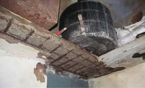 Damaged building