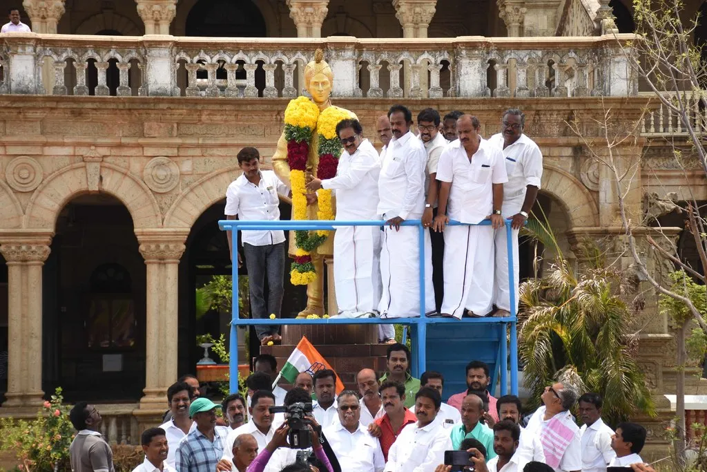  The true AIADMK volunteers have voted for me - Thirunavukarasar