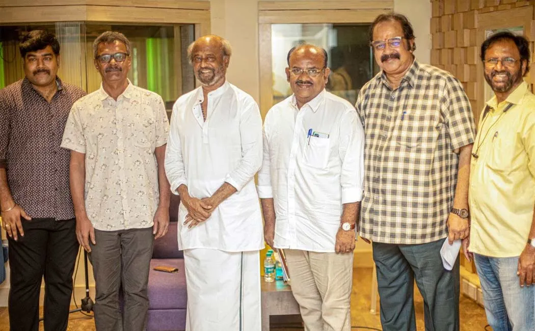 rajinikantha finishing his dubbing for baba re release