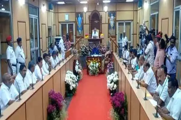 pondicherry cm rangasamy talks about statehood resolution related