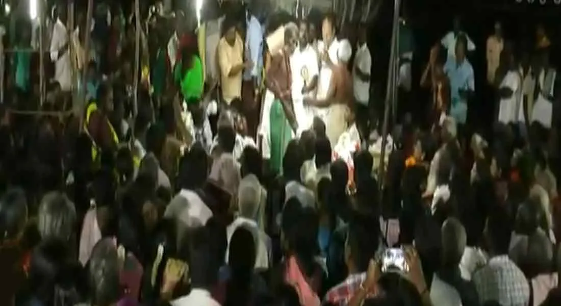  Cops case against 7 people.. in fake saint case 
