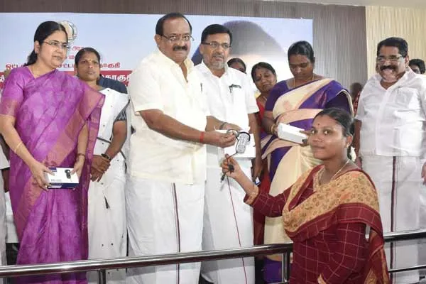 Lakhs of houses will be built under the Artist's Dream House says Minister sakkarapani
