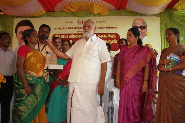 Iris recording equipment has been brought for  workers  says Minister I. Periyasamy