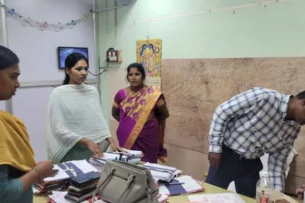 Tahsildar arrested for taking bribe