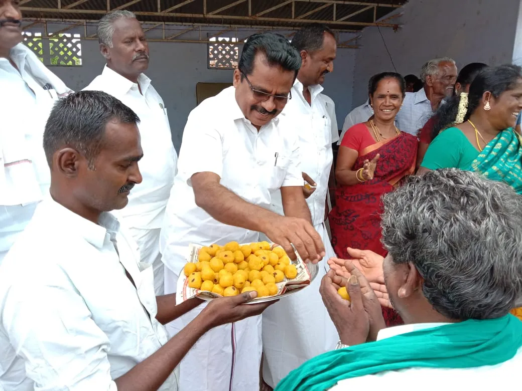 DMK MP Veluchamy say thank for the people 