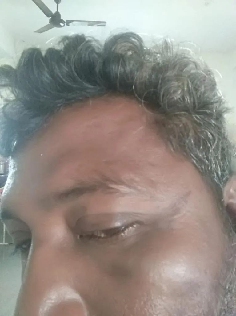  '' Don't take the news here ... '' SI attacking reporter ... turbulent journalists!