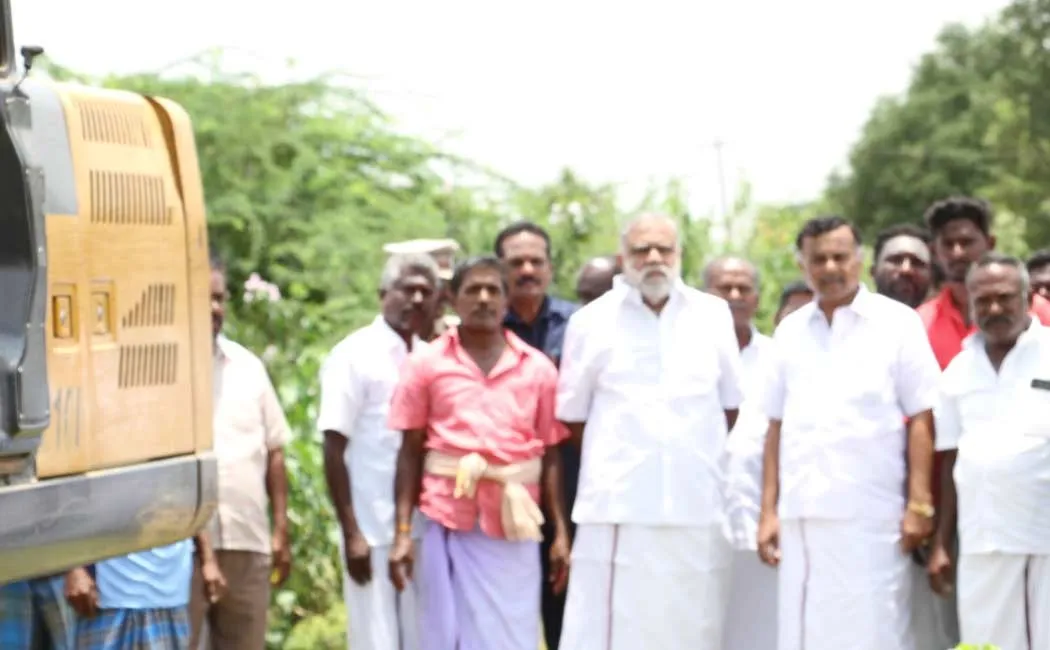 I.Periyasamy cleared the 41-acre Sanganankulam at his own expense