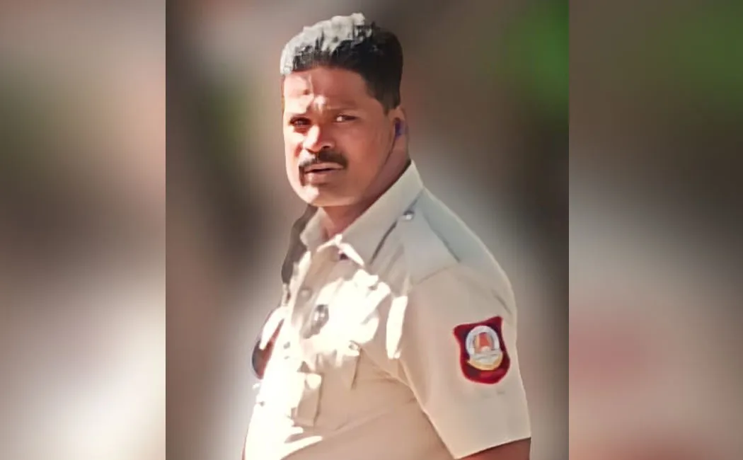 police demanded money from the sand robber and negotiated a deal
