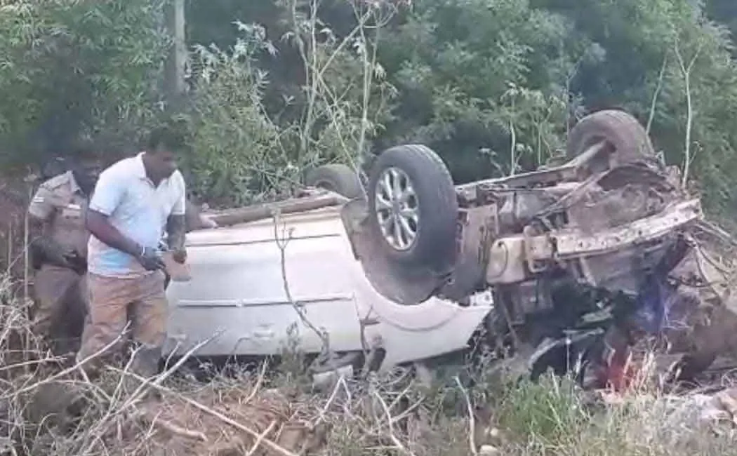 Woman passed away in Karur car accident