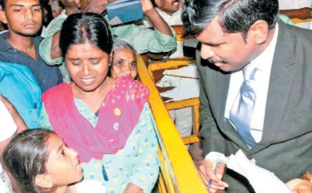 anbil mahesh gave Rs.60 thousand to the girl's family on the request cm stalin