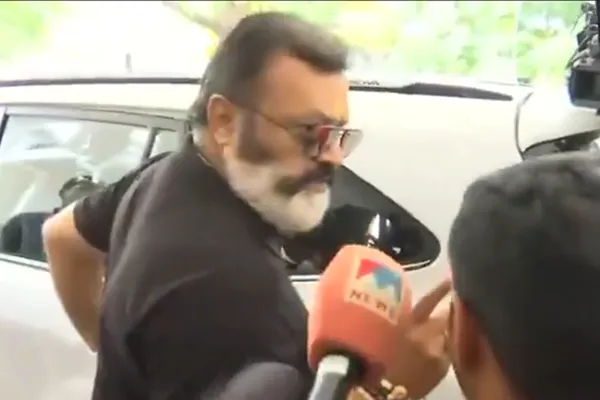 suresh gopi beat journalist regards hema commission issue