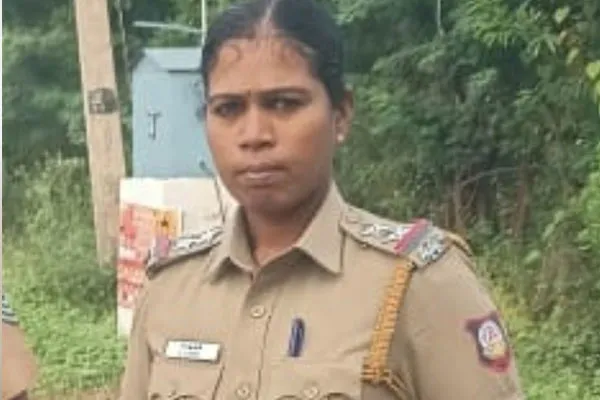 Salem police inspector and SI taking bribes by making a list 